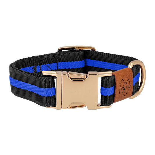 Dog collar in black and blue colors front